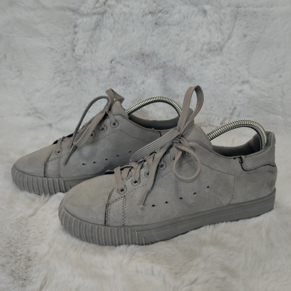 Charlotte Russe Women's Faux Suede Sneakers Grey Size 39